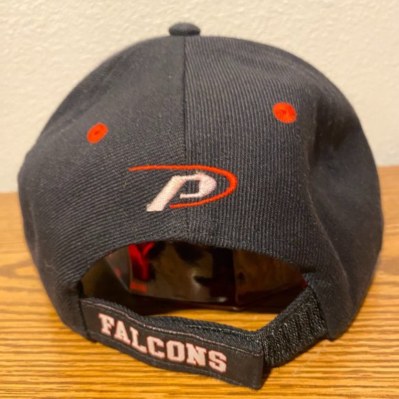 New Falcons BaseBall Cap - Picture 3 of 12